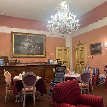 & Duchessa Isabella Collection By Gsa Hotel Ferrara