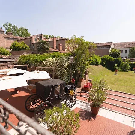 & Duchessa Isabella Collection By Gsa 5*