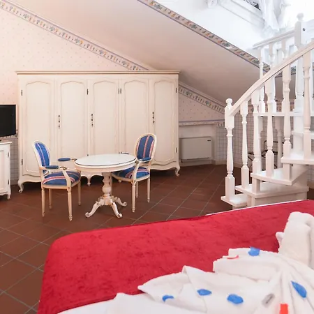 & Duchessa Isabella Collection By Gsa