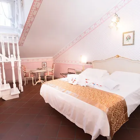 & Duchessa Isabella Collection By Gsa Hotel