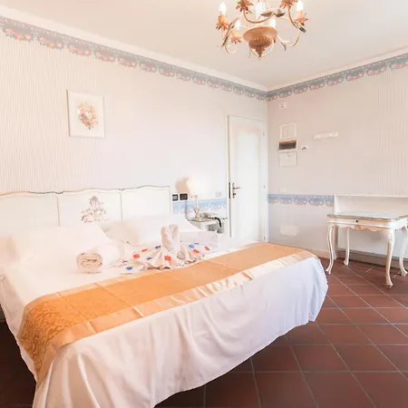 & Duchessa Isabella Collection By Gsa Otel Ferrara