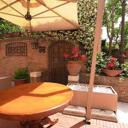 Hotel & Duchessa Isabella Collection By Gsa