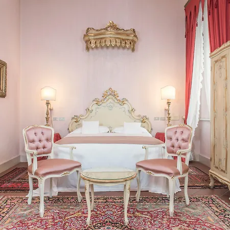 & Duchessa Isabella Collection By Gsa Отель Феррара